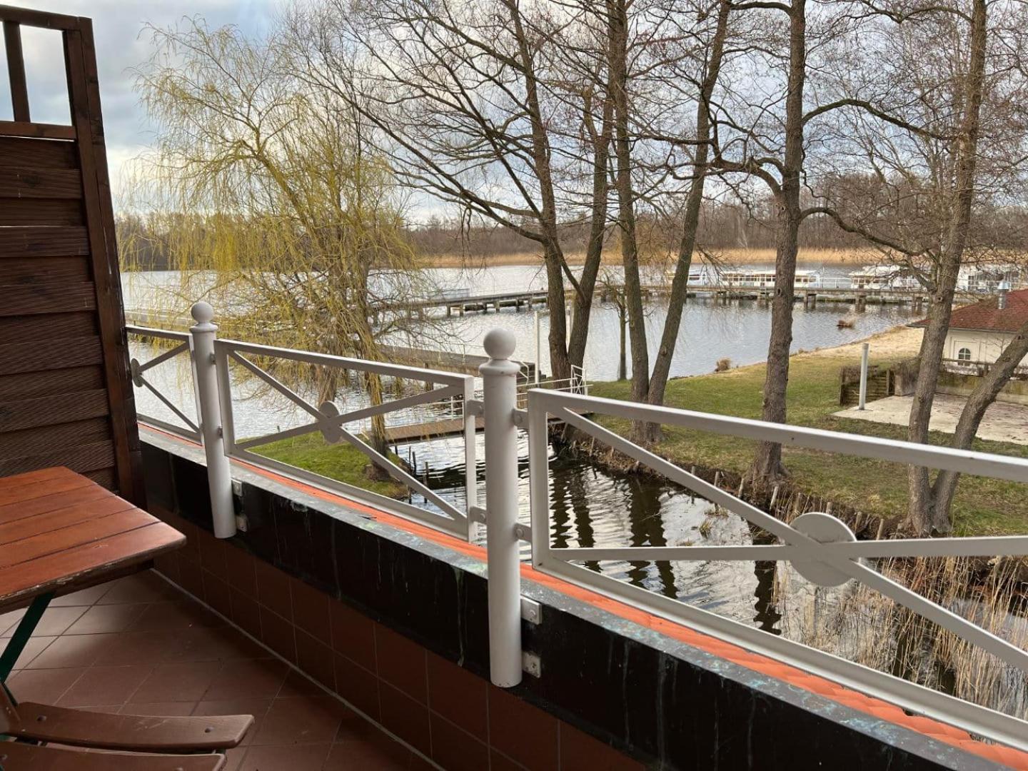 Seelodge Kremmen Buitenkant foto